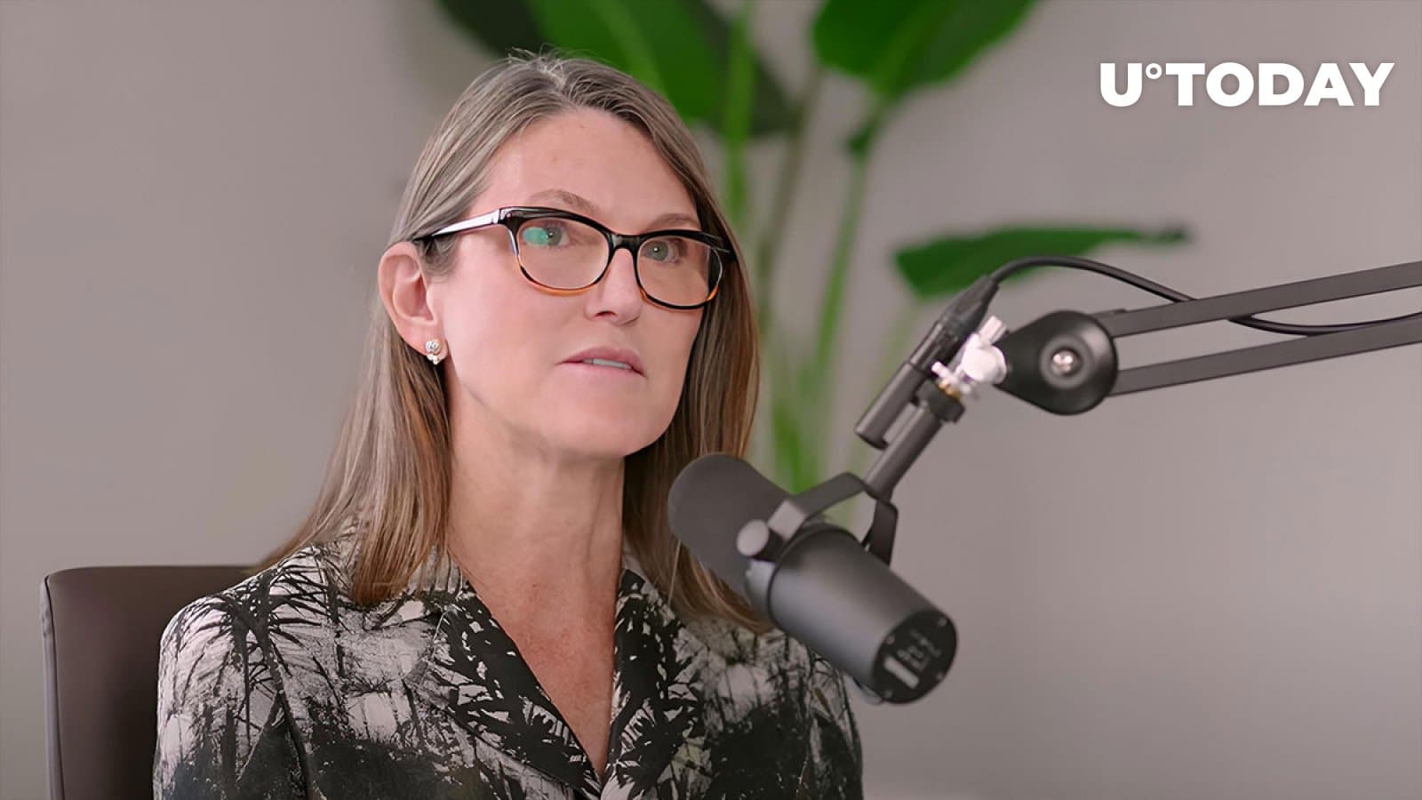 ARK Invest’s Cathie Wood on staking ban: ‘US exchanges get rid of money’