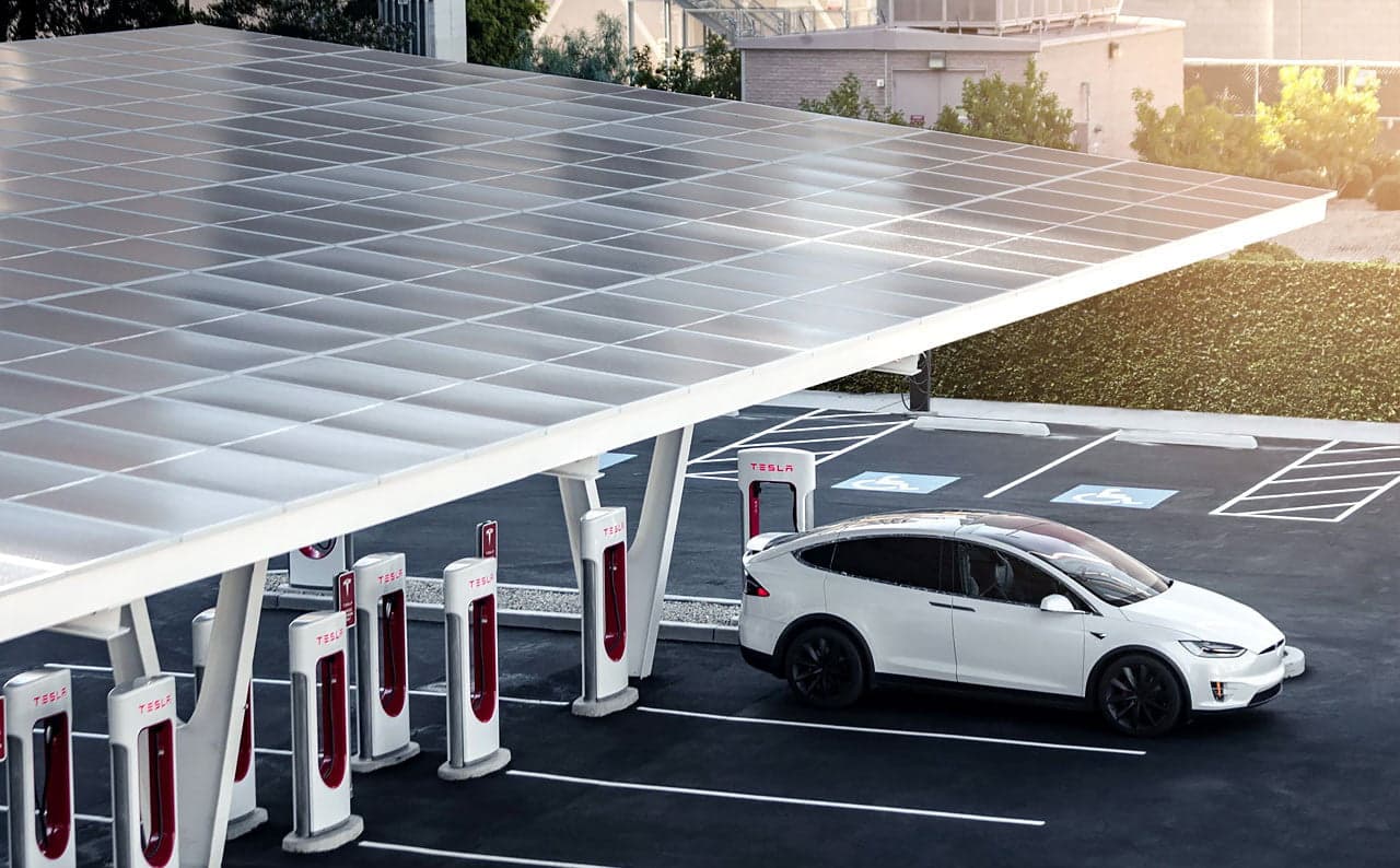 An initiative has appeared to mine Bitcoin with solar energy, using Tesla's technology