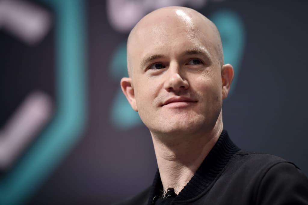 Coinbase CEO: Regulators should leave DeFi alone